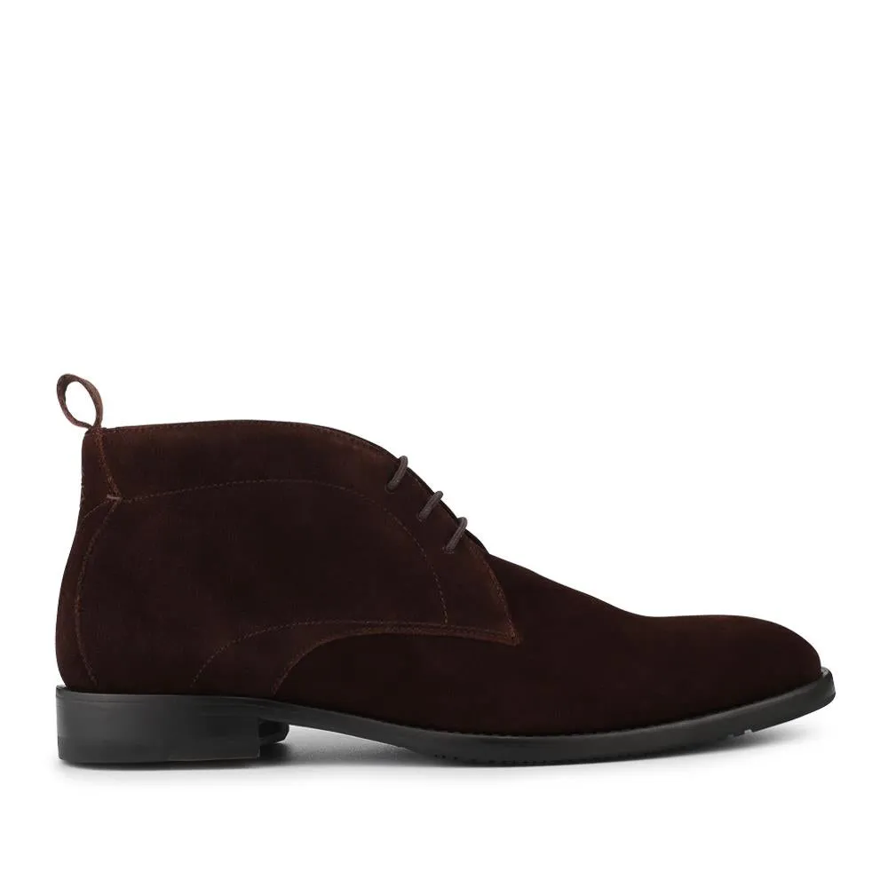 Oliver Sweeney Farleton Calf Leather Chukka Boots - OLIVR42506 / 328 554 - Chocolate Suede sold by Jones Bootmaker