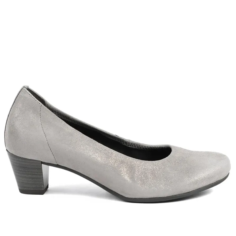 Gabor Wide Fit Smart Leather Court Shoes - GAB42551 / 329 079 sold by Jones Bootmaker