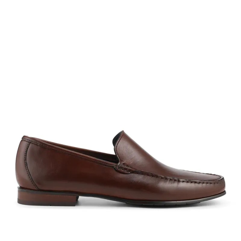 Quint Casual Leather Slip-On Loafers - QUINT / 328 633 - Chestnut sold by Jones Bootmaker