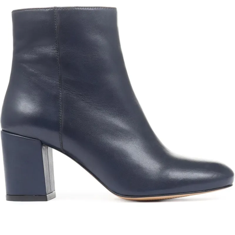 Neptune Heeled Ankle Boots - NEPTUNE3 / 319 206 sold by Jones Bootmaker