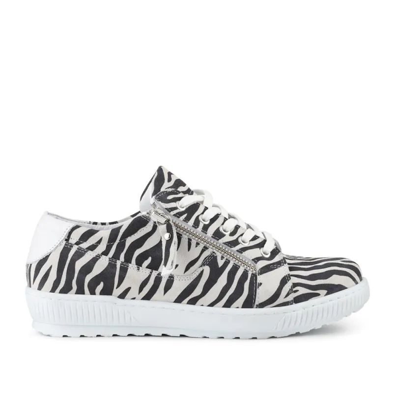 Padova Wide-Fit Leather Trainers - PADOVAWIDE / 326 787 - Zebra made by Jones Bootmaker