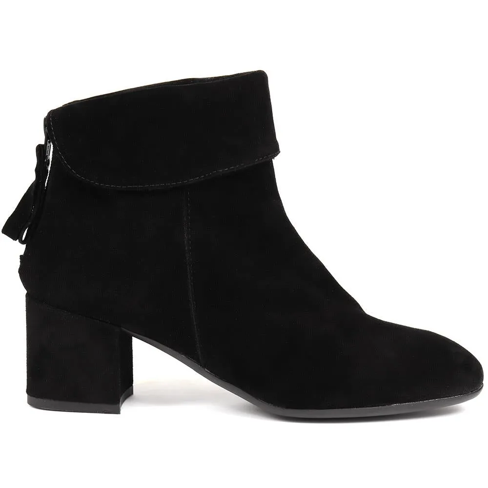 Lylah Heeled Ankle Boots - LYLAH / 322 544 sold by Jones Bootmaker