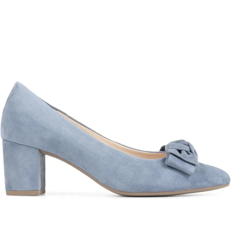 Kesh Suede Court Shoes - GAB35519 / 321 577 - Blue made by Jones Bootmaker