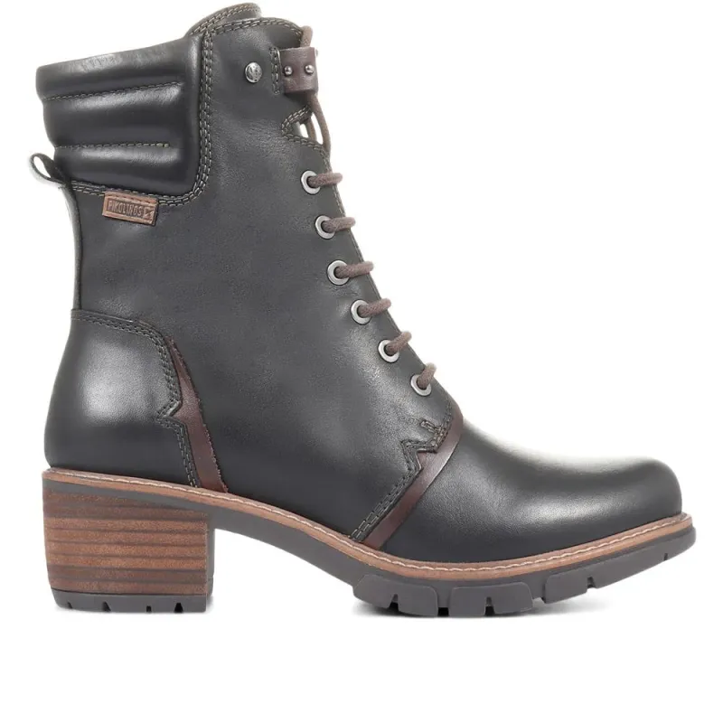 San Sebastian Leather Ankle Boots - PIKO34500 / 321 110 - Black made by PIKOLINOS