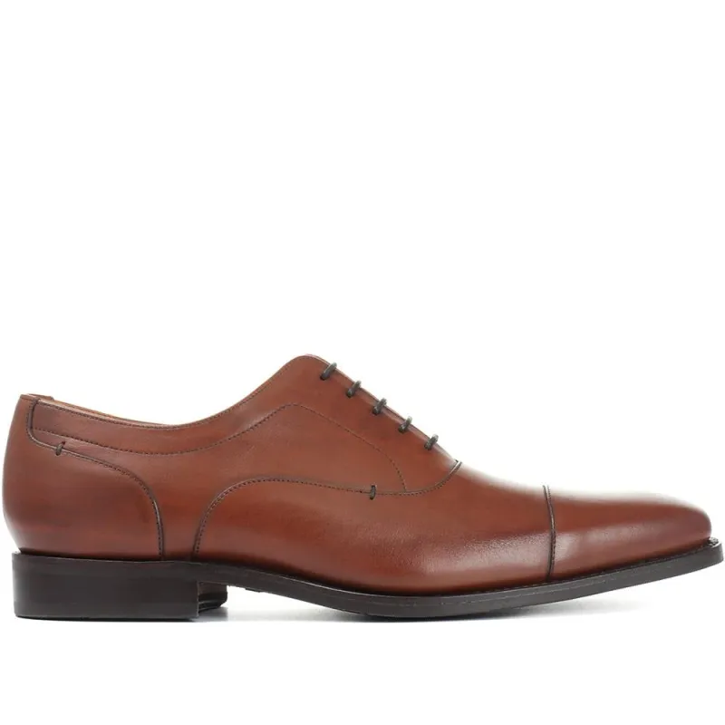 Liam Wide Fit Toe Cap Oxford Shoes - BARFP30500 / 316 952 made by Jones Bootmaker