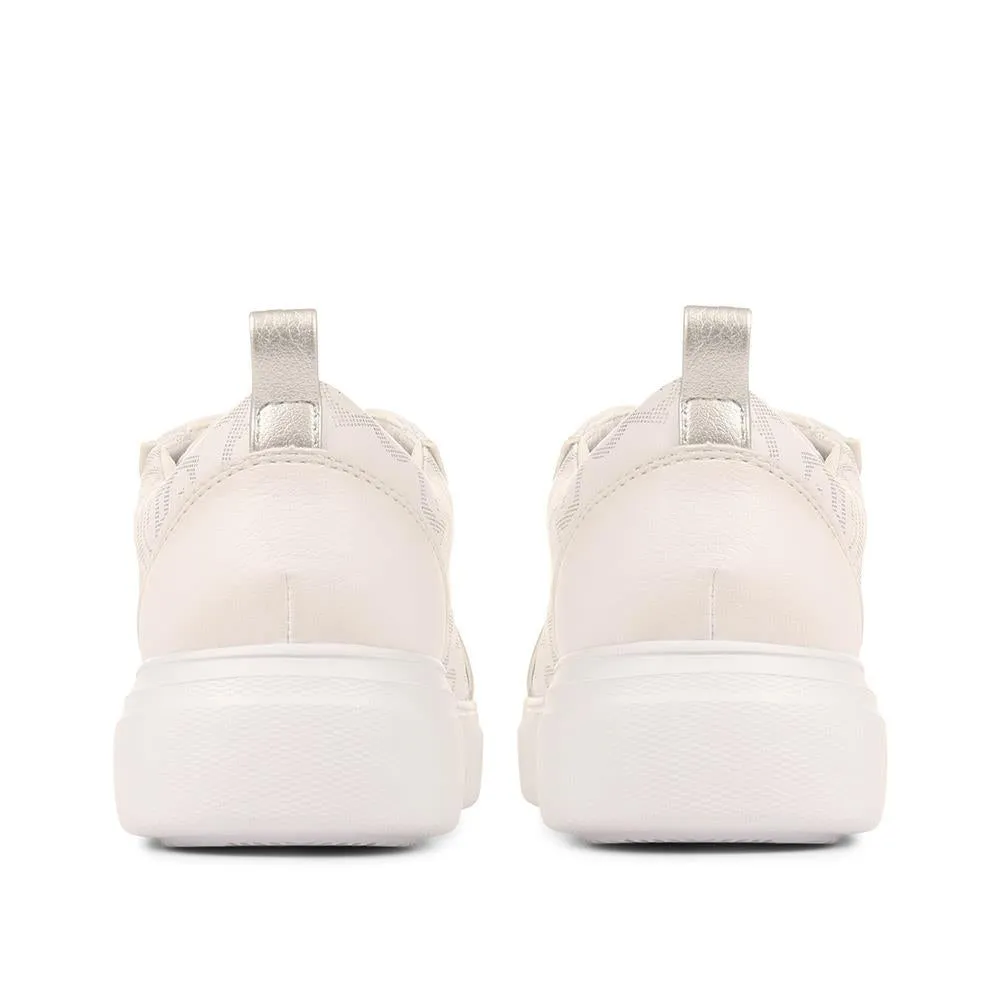 Platform - BUG35511 / 321 811 - White sold by Jones Bootmaker product image thumbnail 3