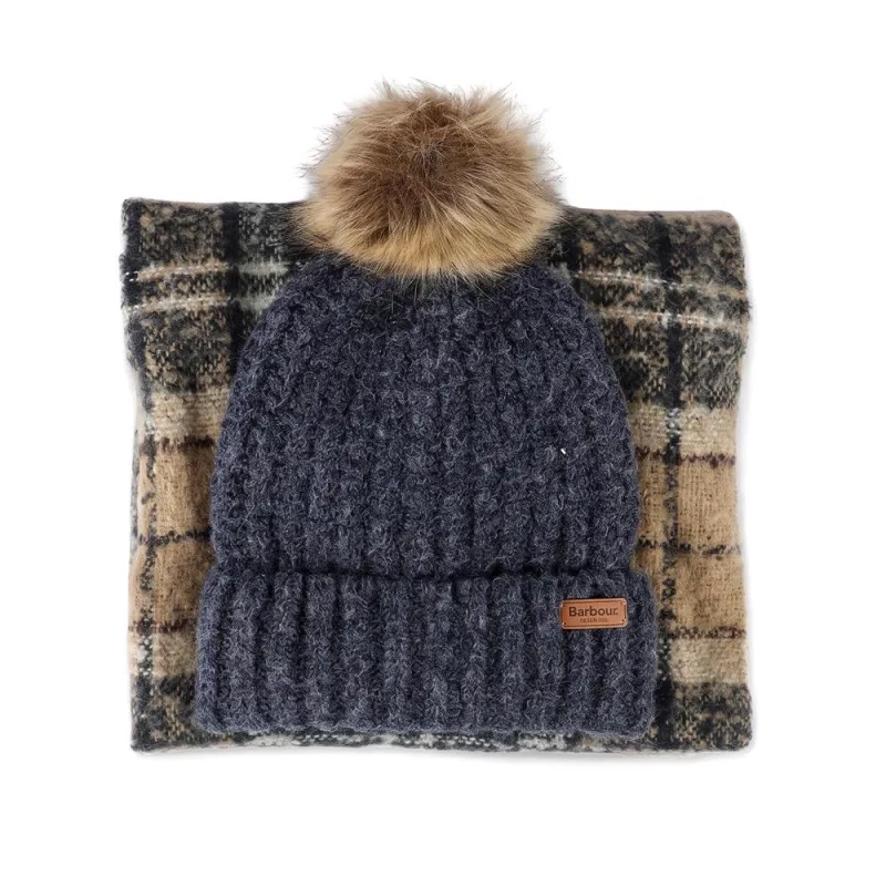 Barbour Saltburn Beanie & Tartan Scarf Gift Set - BARBR44513 / 329 673 made by Jones Bootmaker