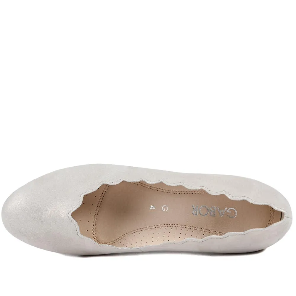 Gigi Gabor Smart Nubuck Court Shoes - GAB42504 / 327 743 - Sand Leather sold by Jones Bootmaker product image thumbnail 4