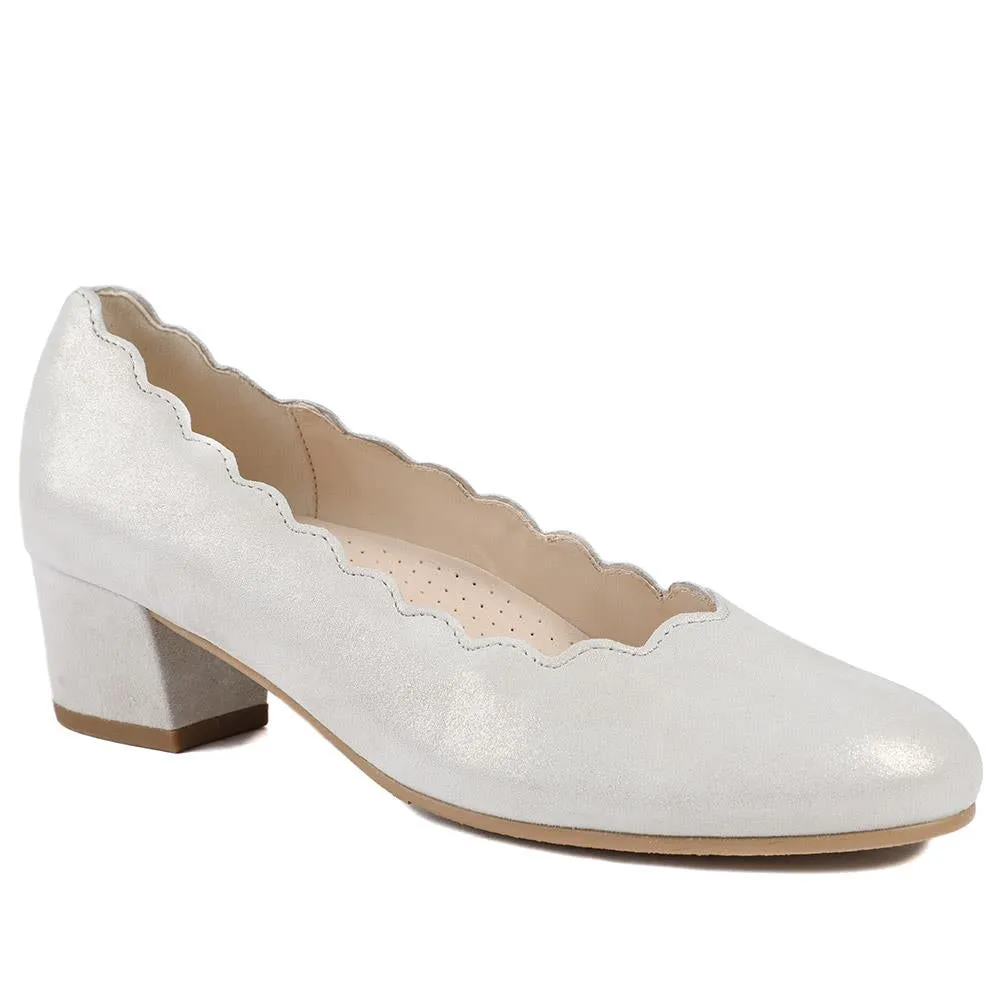 Gigi Gabor Smart Nubuck Court Shoes - GAB42504 / 327 743 - Sand Leather sold by Jones Bootmaker product image thumbnail 2