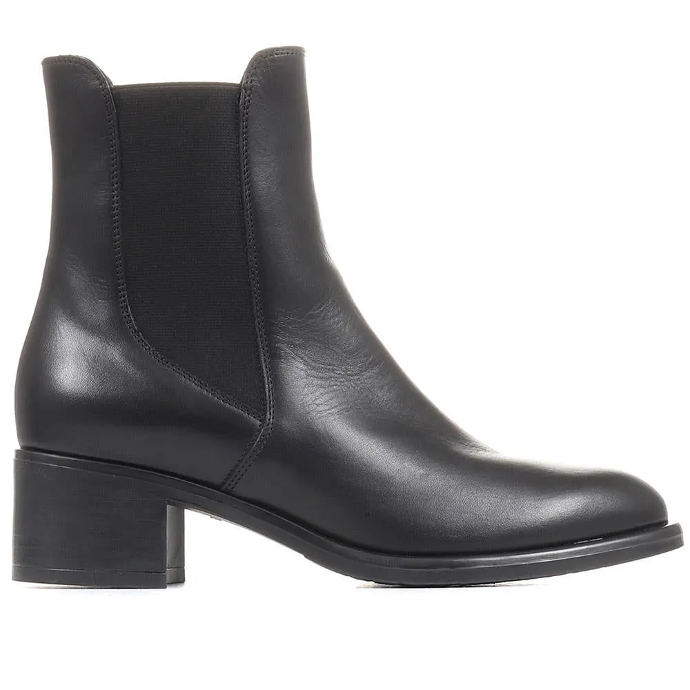 Doria Heeled Leather Chelsea Boots - DORIA / 322 365 sold by Jones Bootmaker product image thumbnail 3