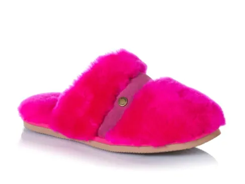 Darling Sheepskin Scuff sold by Jumbo Ugg Boots