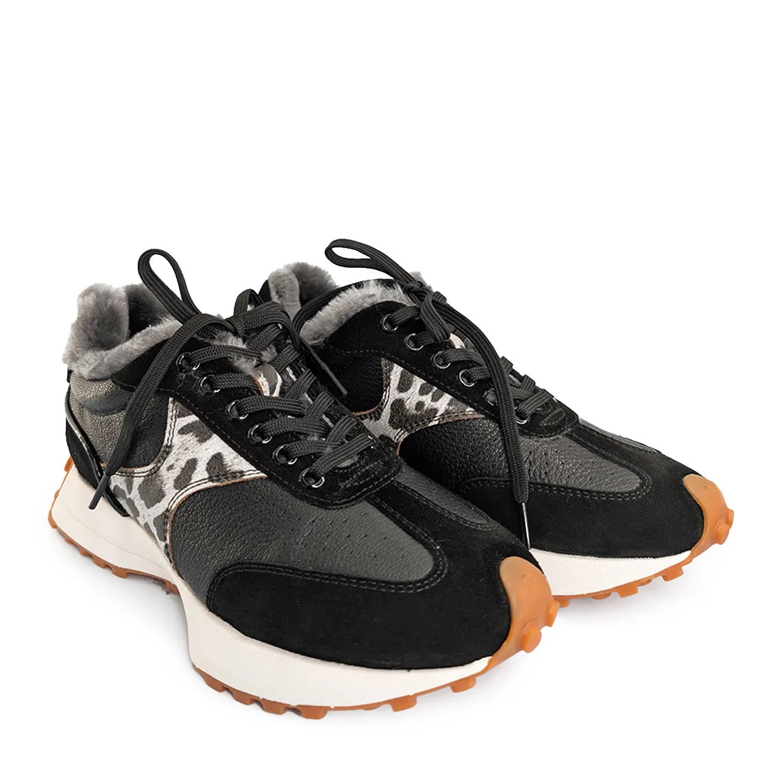 Rue Sneaker sold by Jumbo Ugg Boots product image thumbnail 5