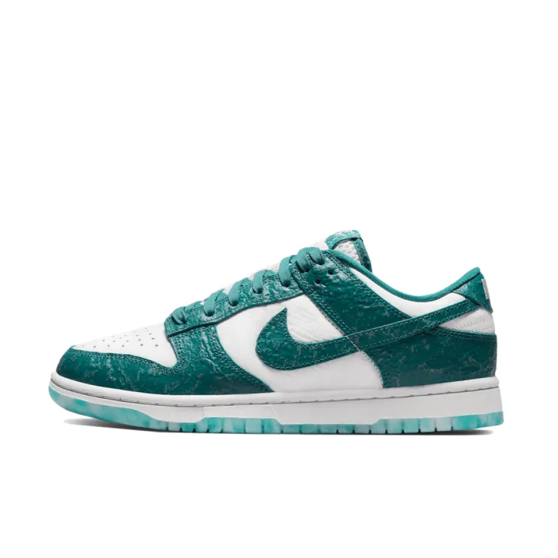 Nike Dunk Low Ocean (W) sold by KeepItSneaker