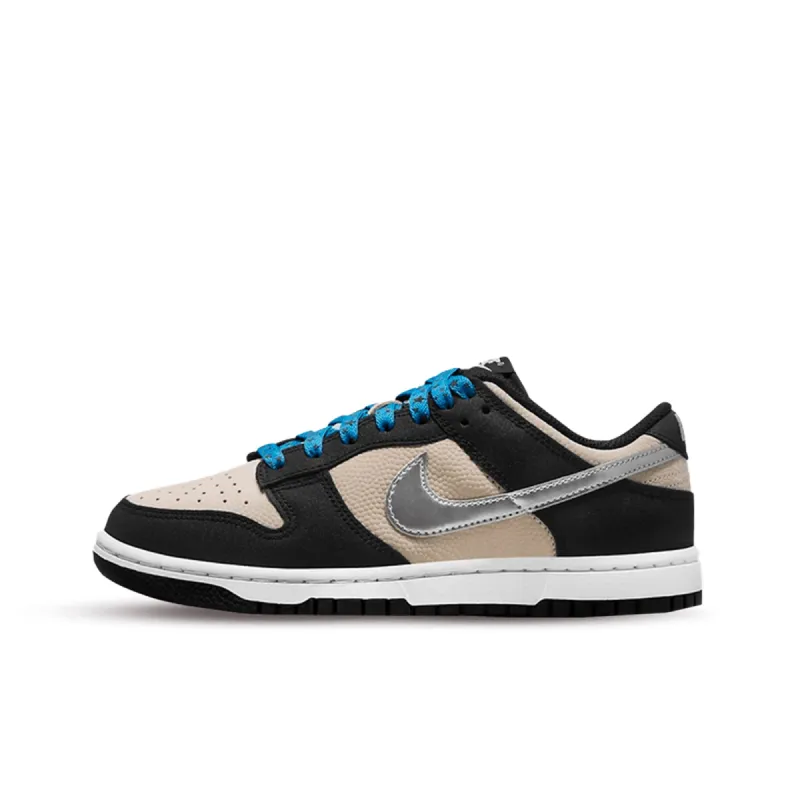Nike Dunk Low Starry Laces sold by KeepItSneaker