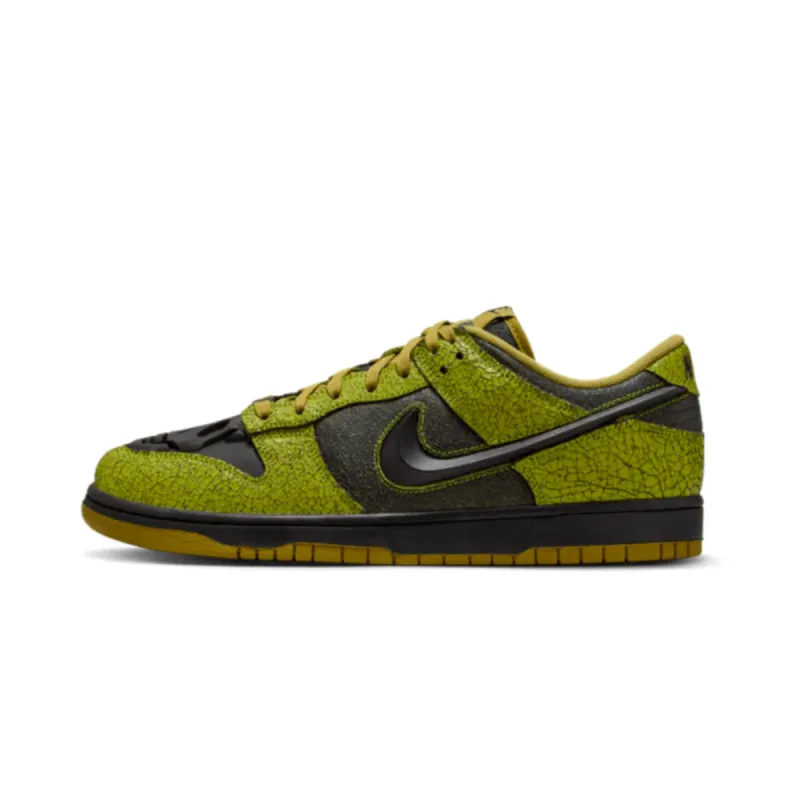 Nike Dunk Low QS Halloween Skull sold by KeepItSneaker
