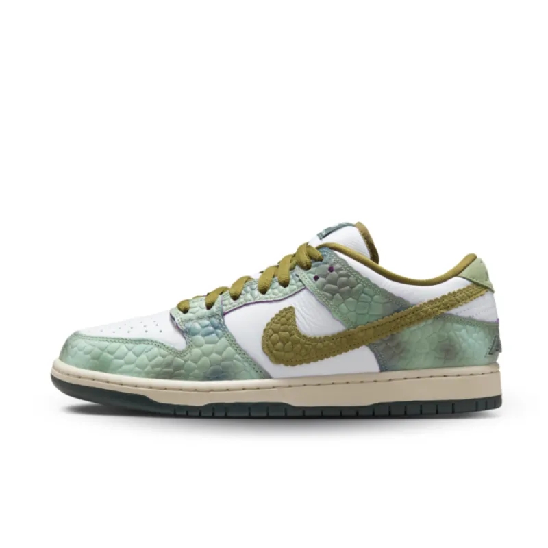 Nike SB Dunk Low Alexis Sablone Chameleon sold by KeepItSneaker