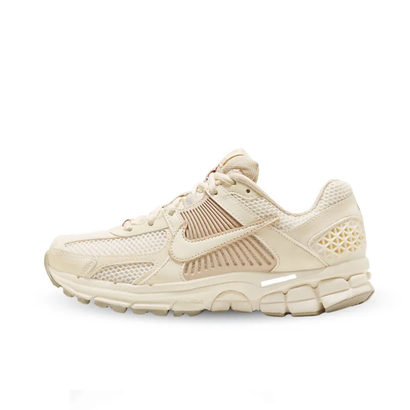 Nike Zoom Vomero 5 Sail Light Orewood Brown sold by KeepItSneaker