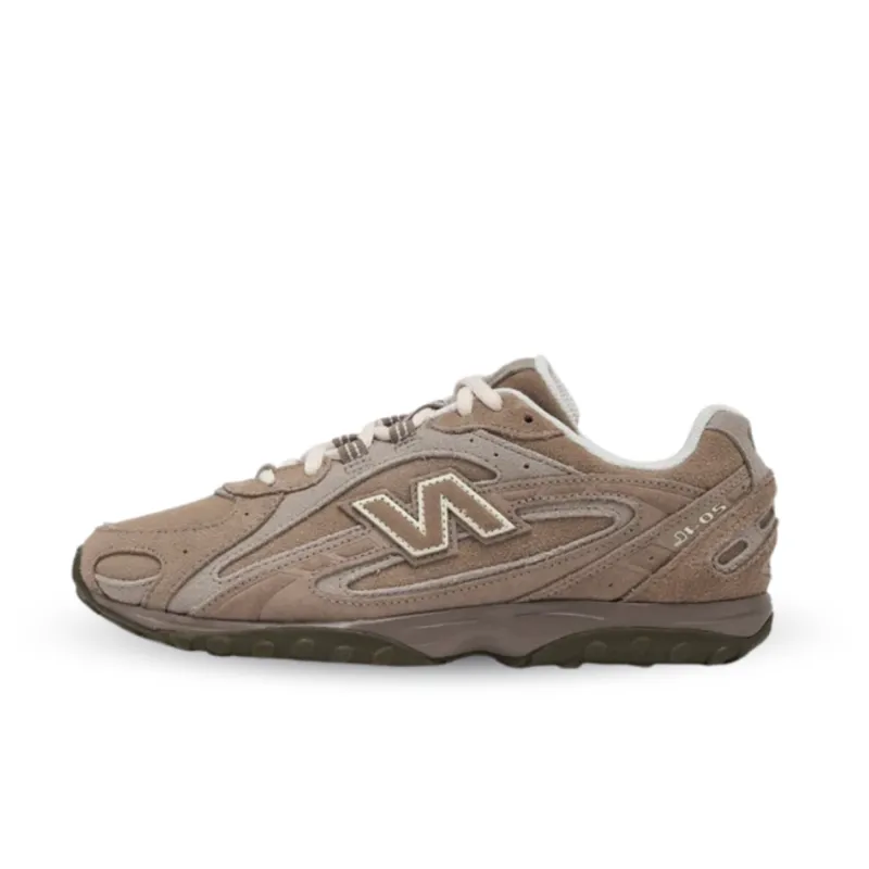 New Balance 204L Mushroom Arid Stone sold by KeepItSneaker