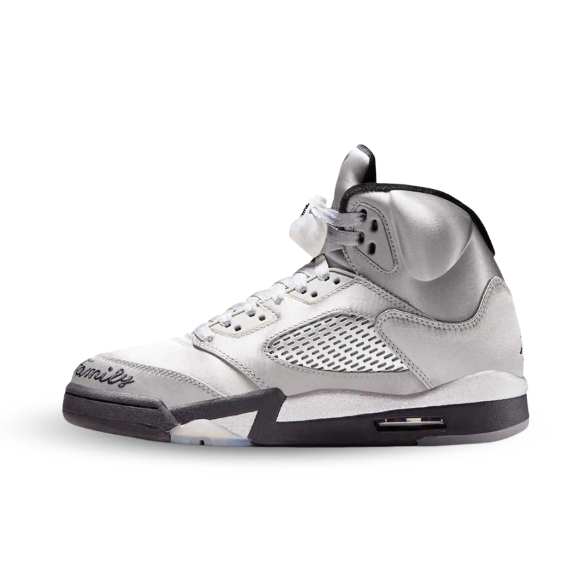 Air Jordan 5 Retro Wings (2025) sold by KeepItSneaker