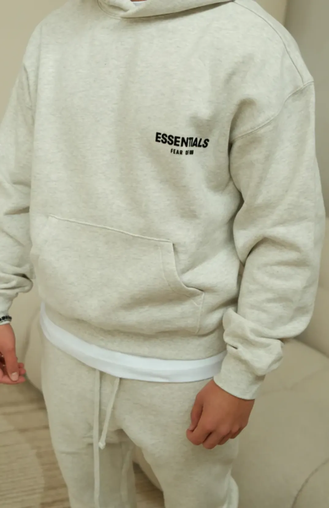 Fear of God ESSENTIALS Light Oatmeal Full Set sold by KeepItSneaker product image thumbnail 4