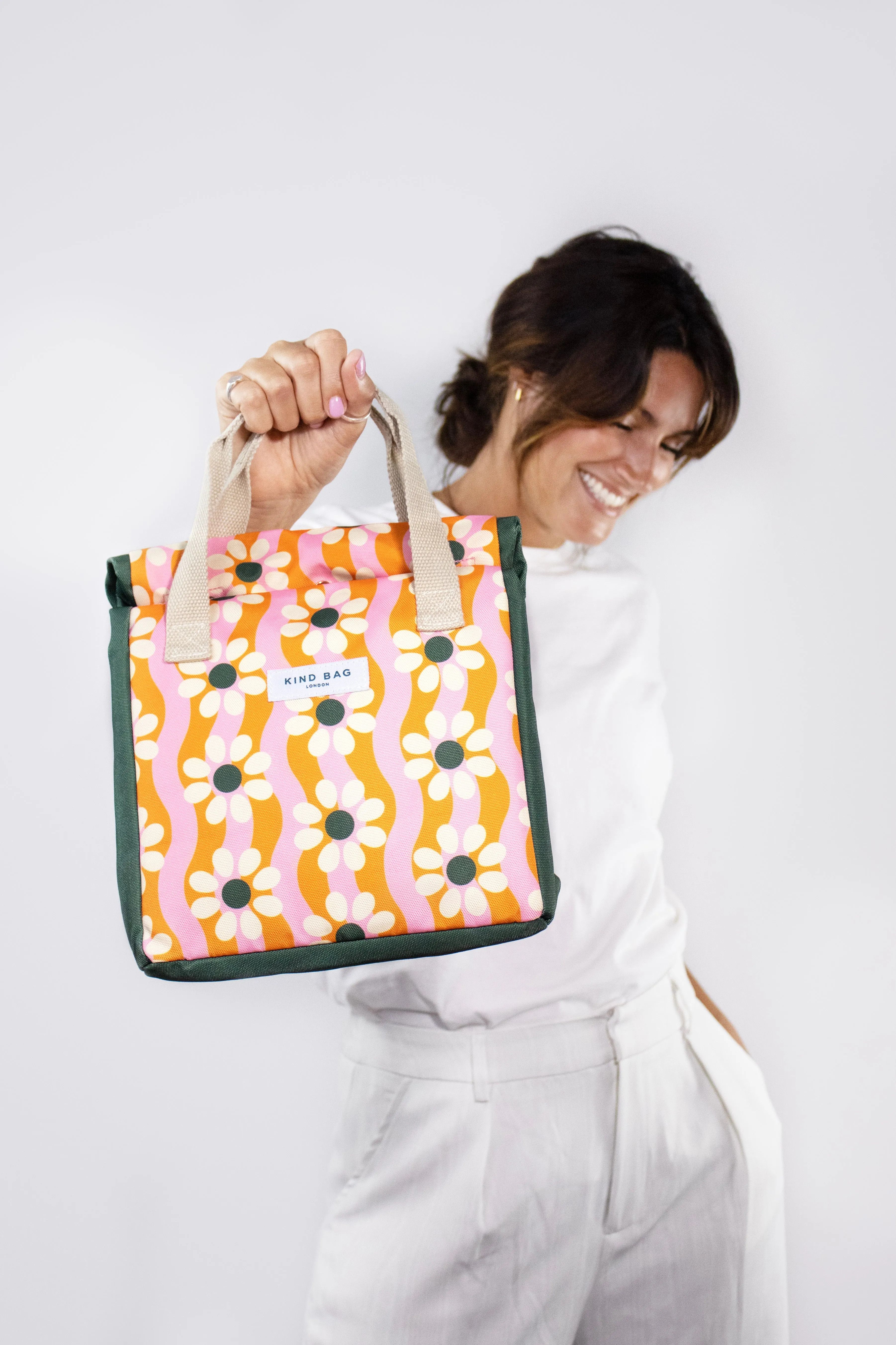 Lunch Bag | Wavy Daisy sold by Kind Bag product image thumbnail 5