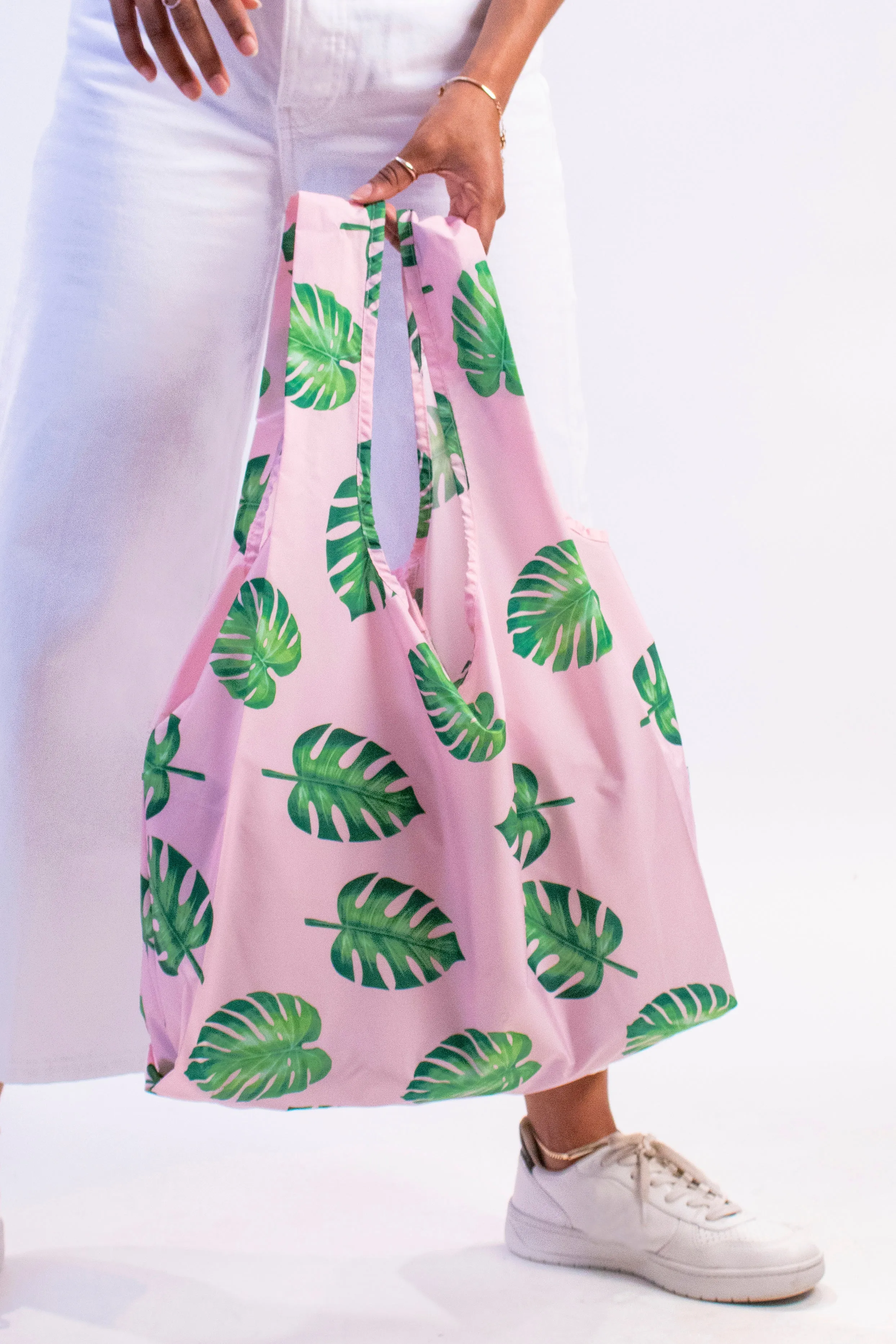 Palms | Medium Reusable Bag (Voxi) sold by Kind Bag product image thumbnail 4