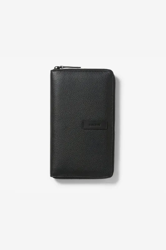 HEMINGWAY TRAVEL WALLET - BLACK WITH BLACK HARDWARE sold by Kinnon