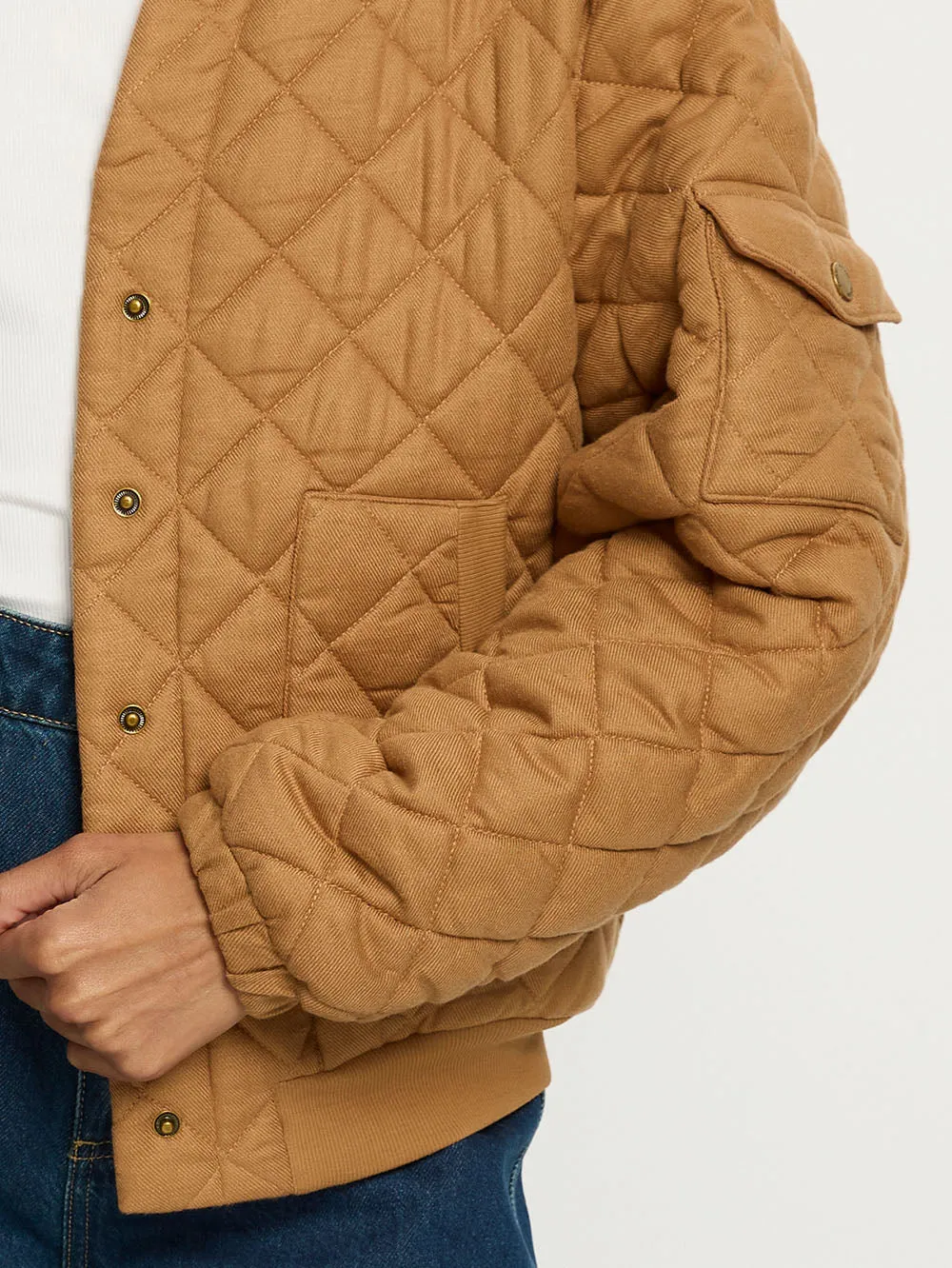 Vida Quilted Jacket sold by Kivari product image thumbnail 5