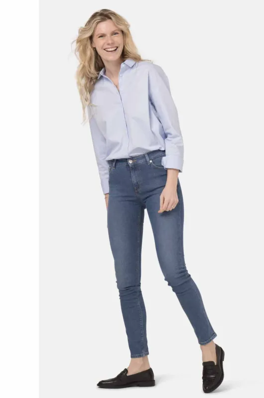 HAZEN Women high waist blue jeans by MUD sold by Komodo Fashion