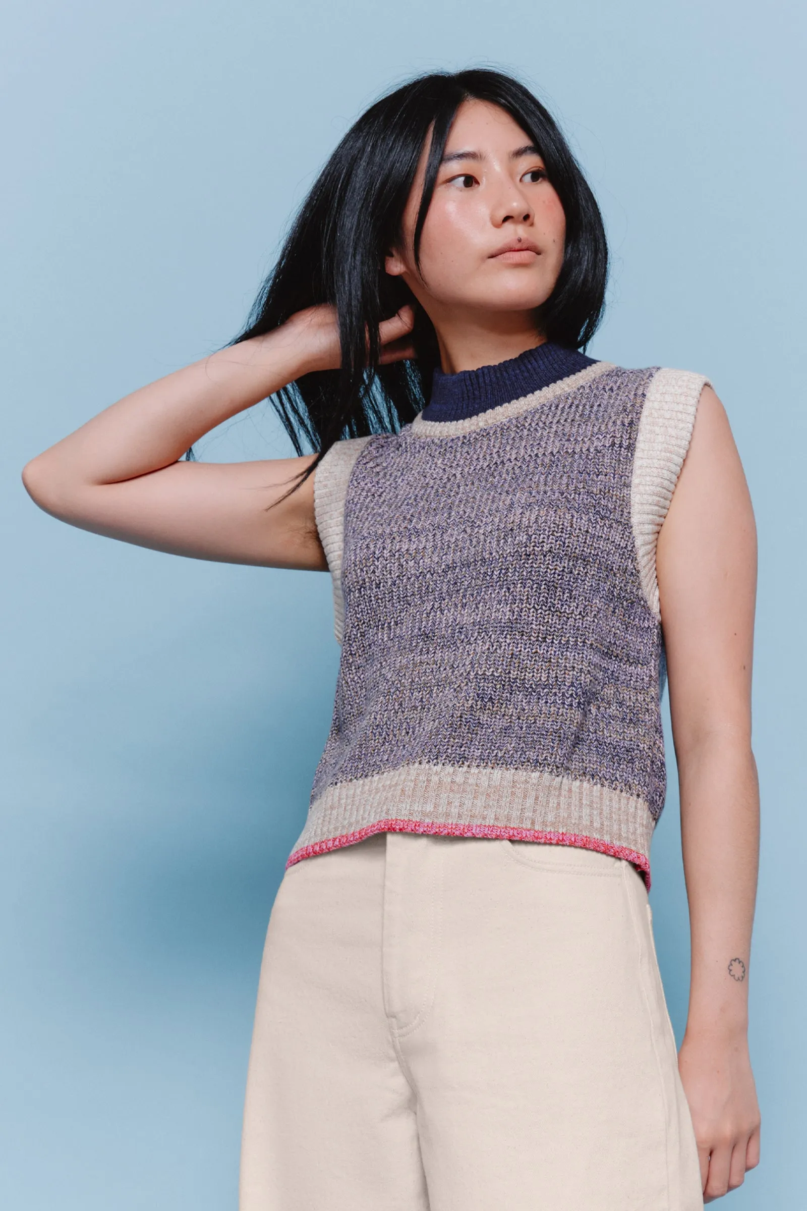 Vest 03 sold by Kowtow