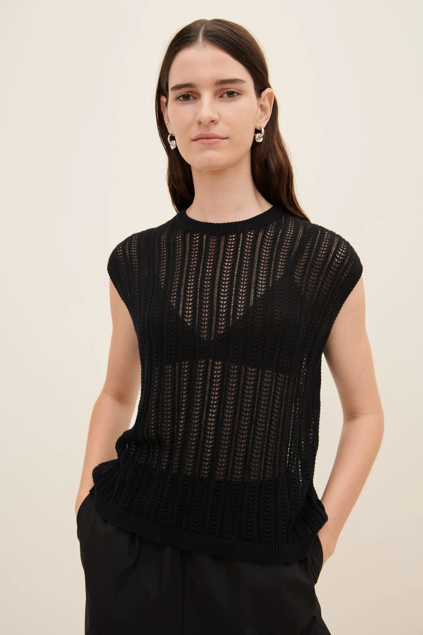 Komorebi Singlet sold by Kowtow