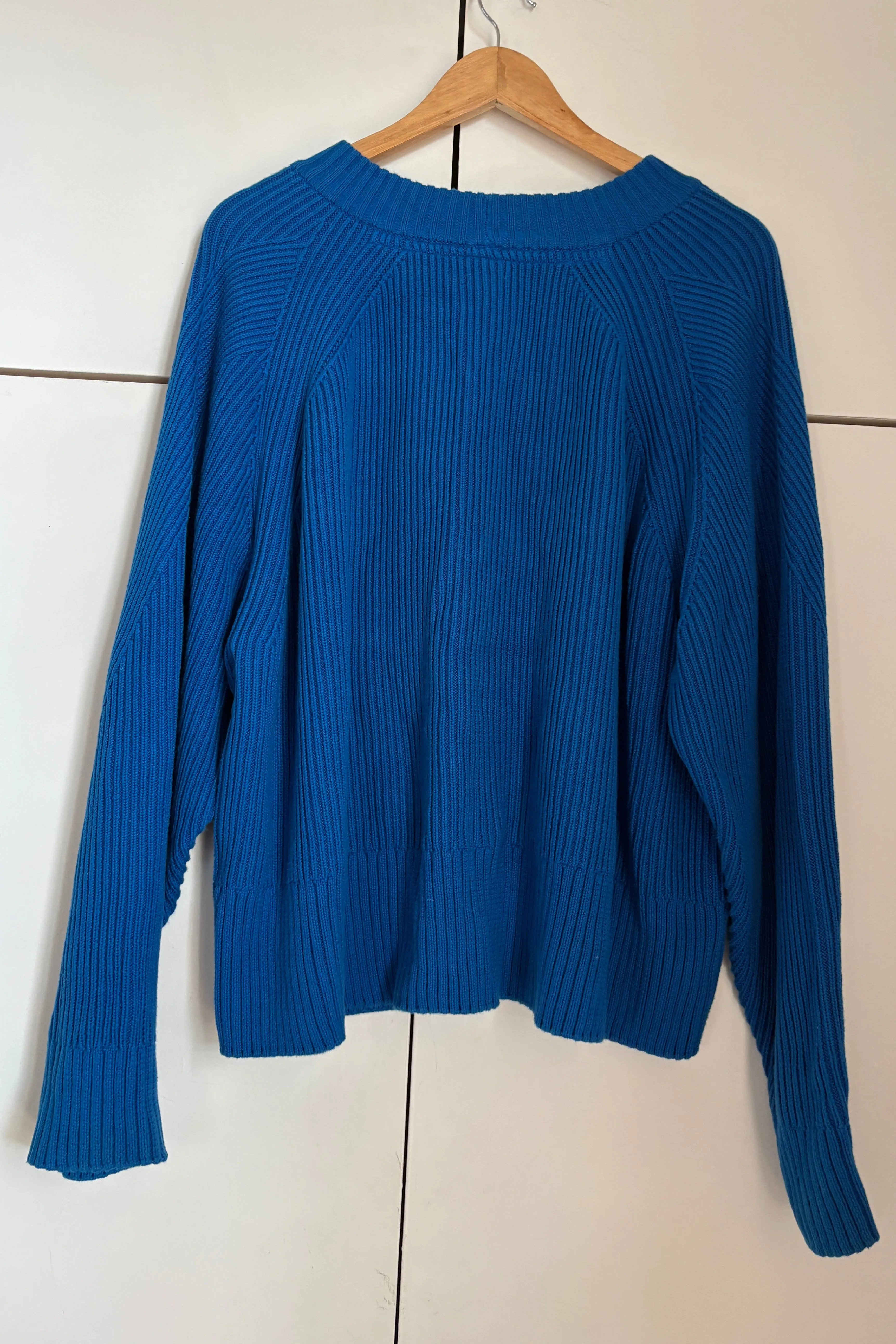 Henri Crew sold by Kowtow product image thumbnail 3