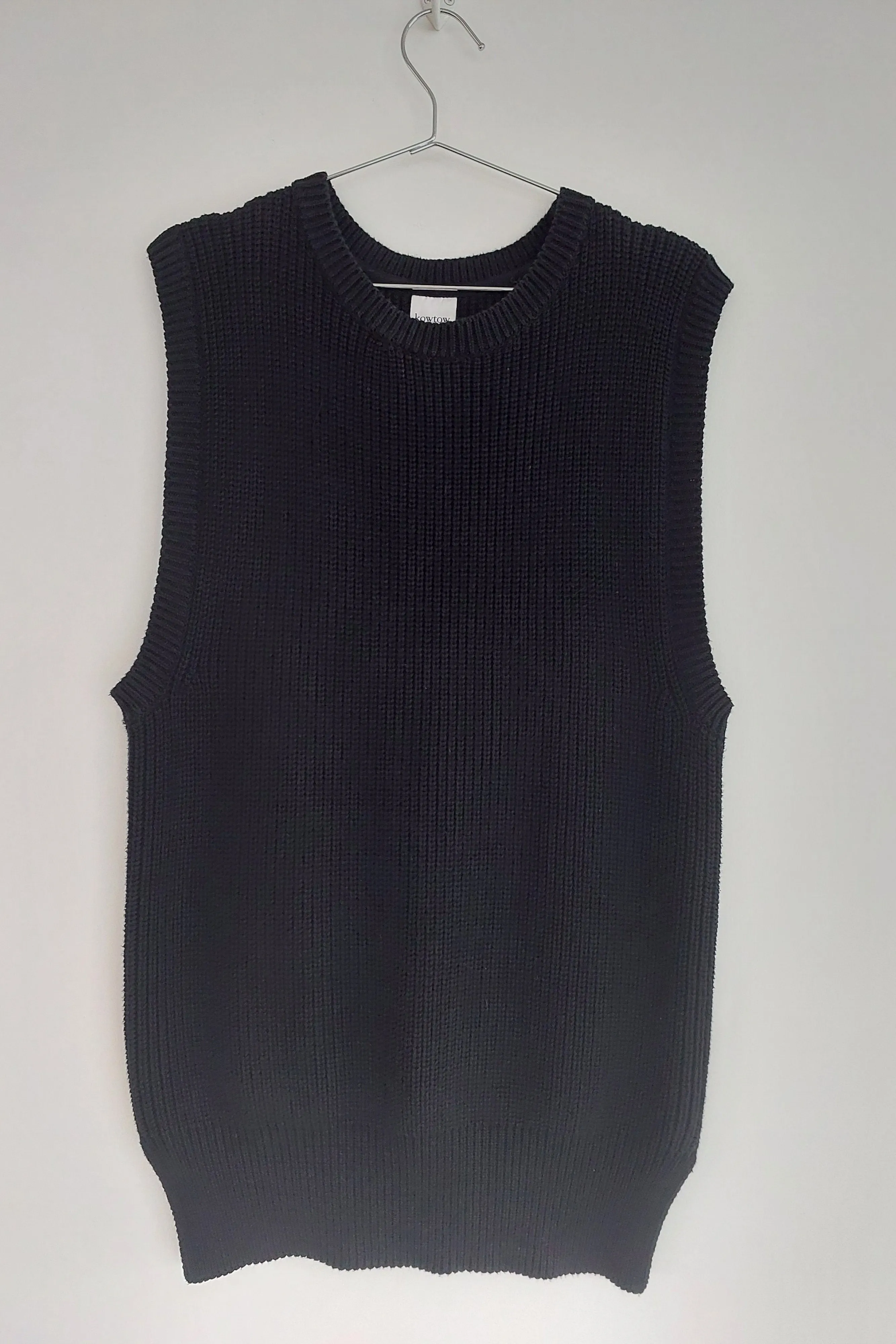 Alma Vest sold by Kowtow product image thumbnail 2
