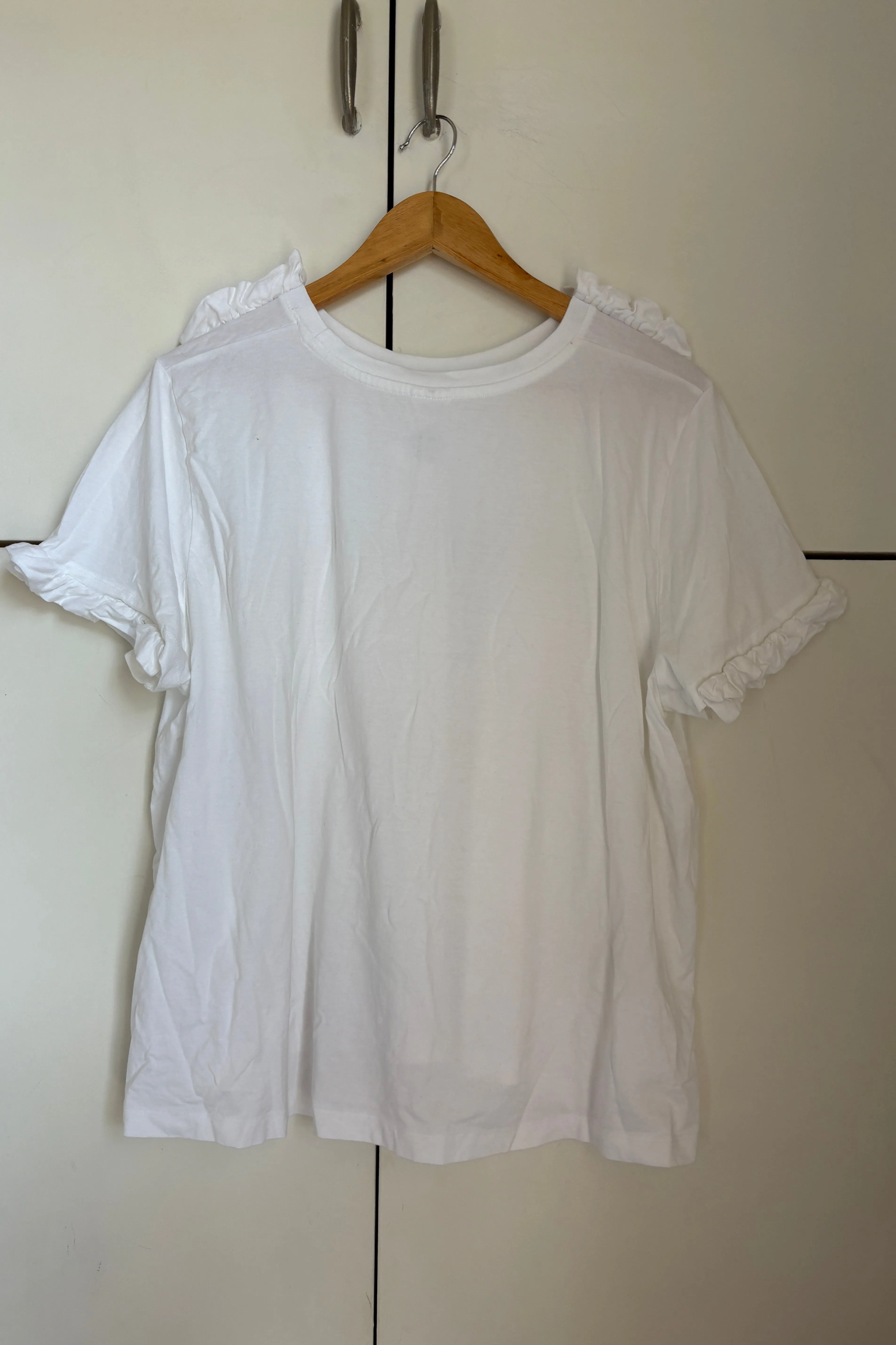 Lily Tee sold by Kowtow product image thumbnail 3