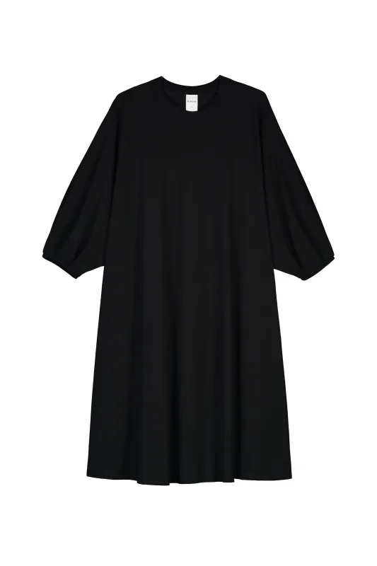 Raglan Sleeve Dress made by Kowtow