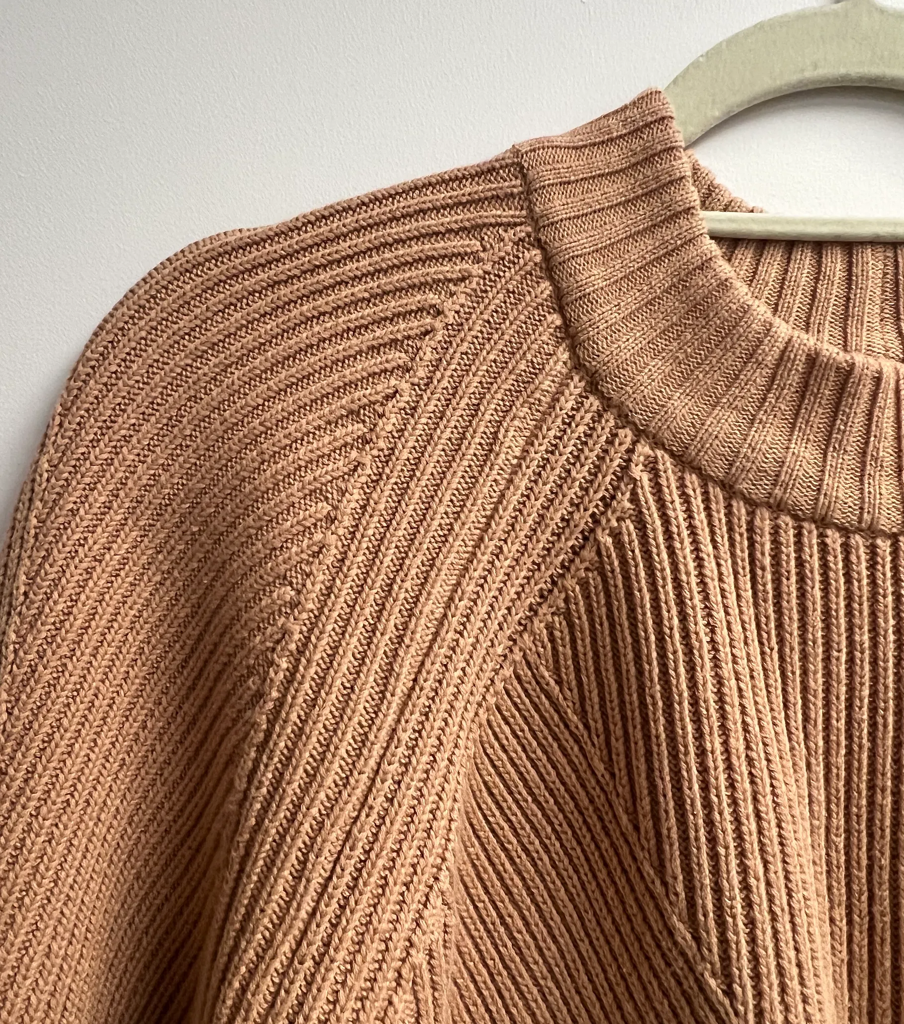 Henri Crew sold by Kowtow product image thumbnail 4