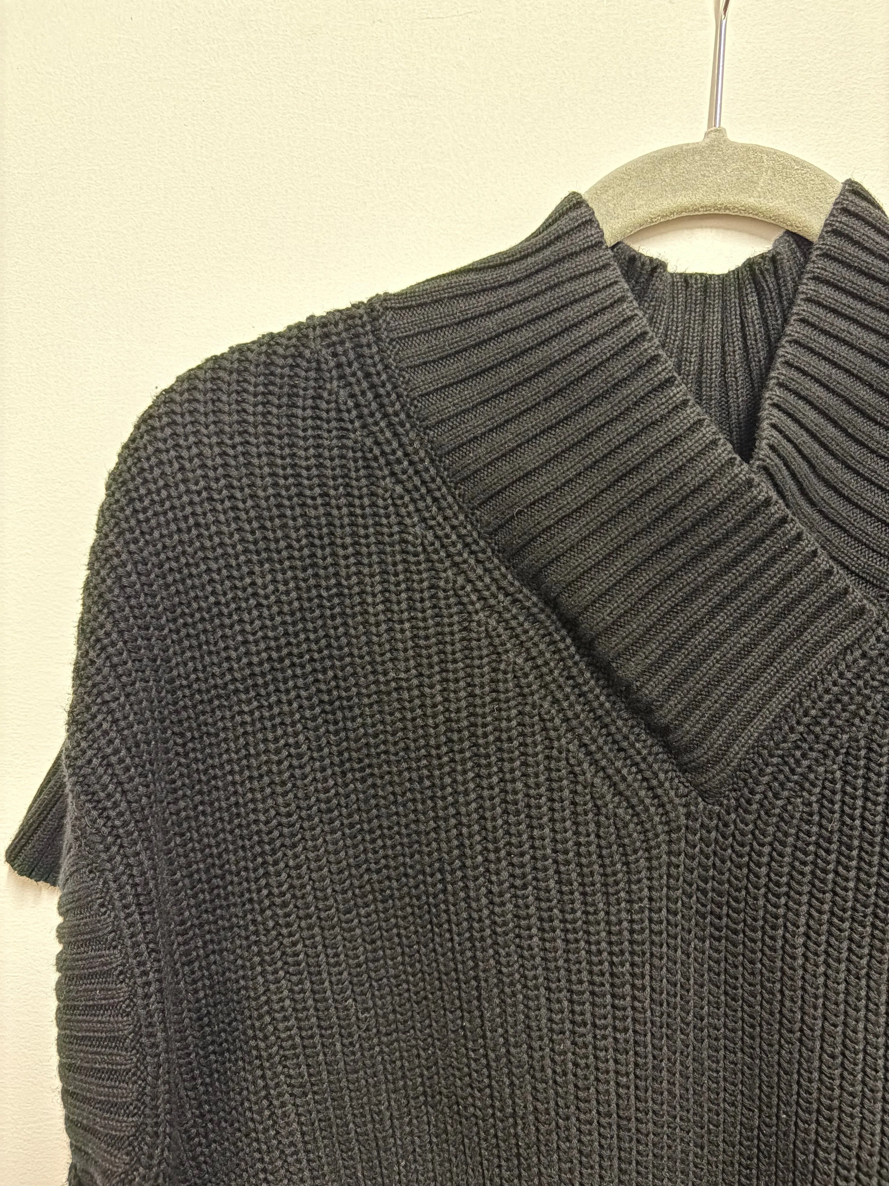 Unity Vest sold by Kowtow product image thumbnail 4