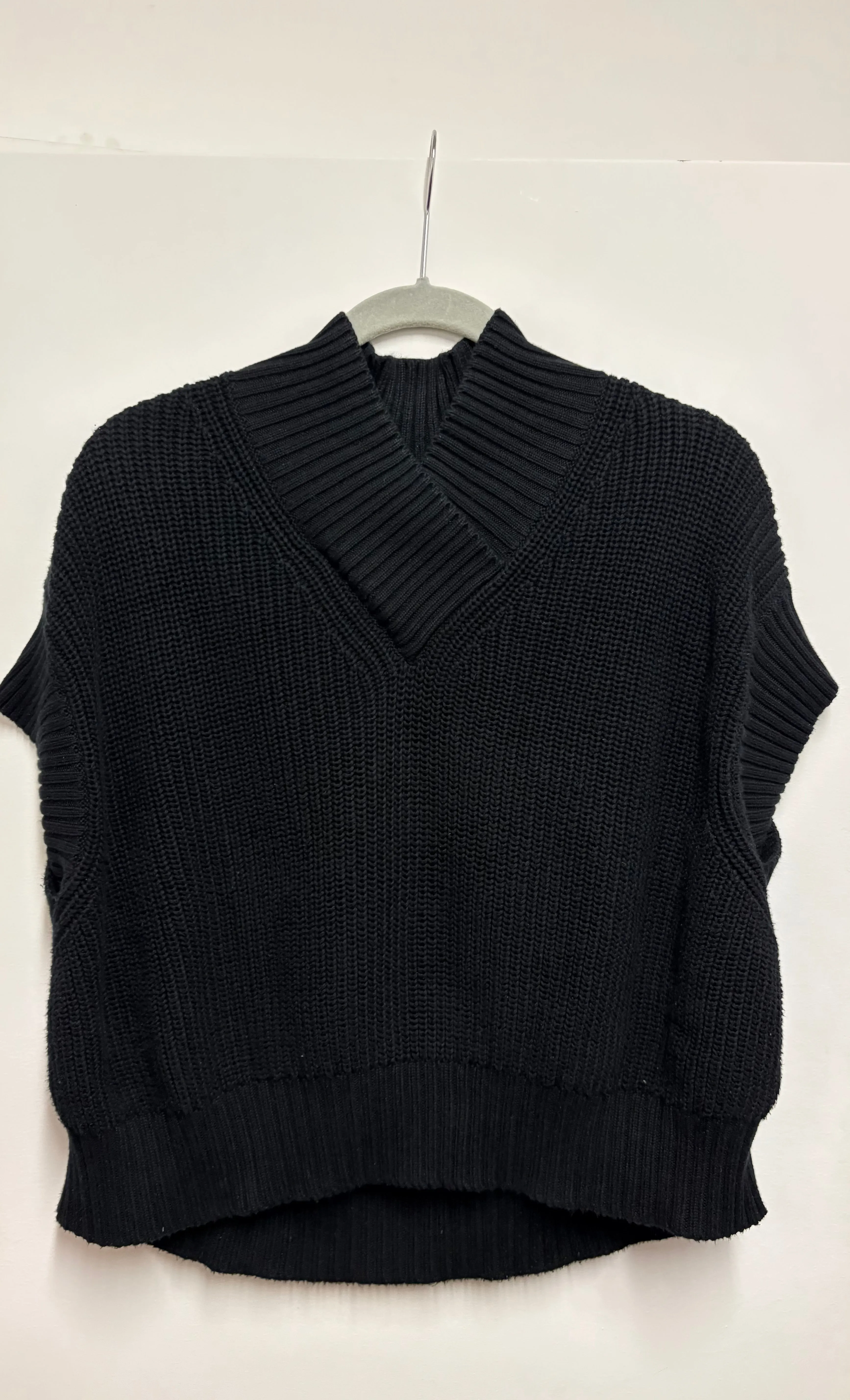 Unity Vest sold by Kowtow product image thumbnail 2