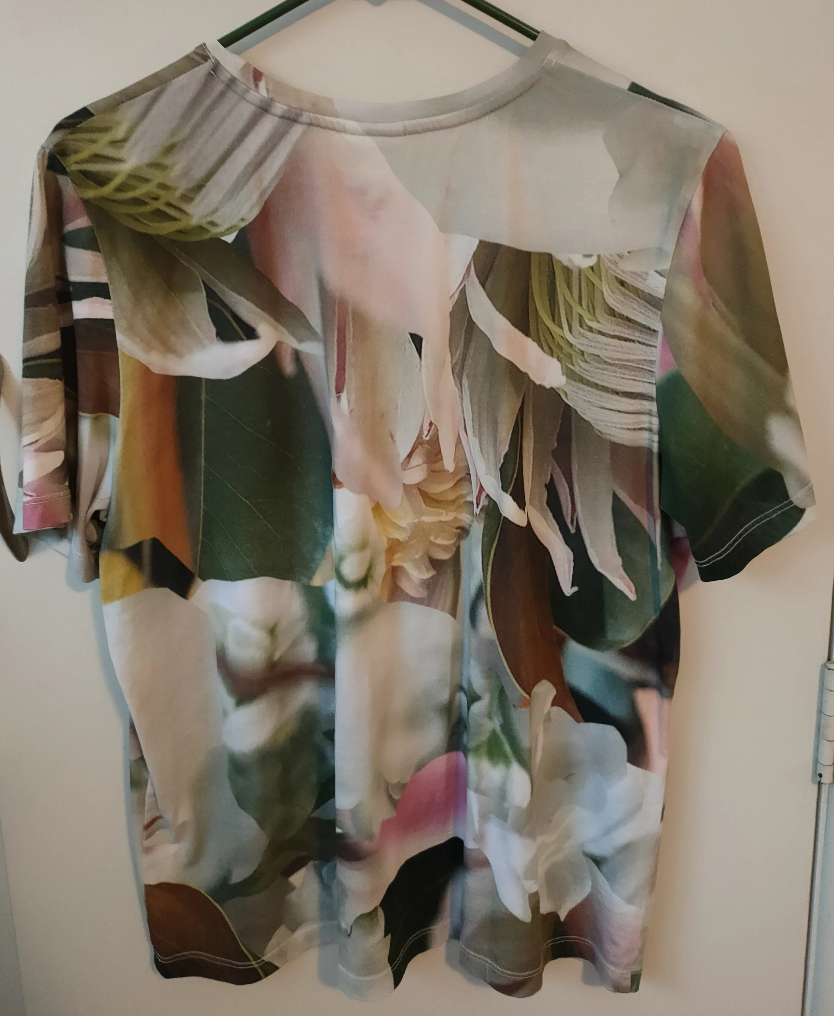 Protea Tee sold by Kowtow product image thumbnail 3