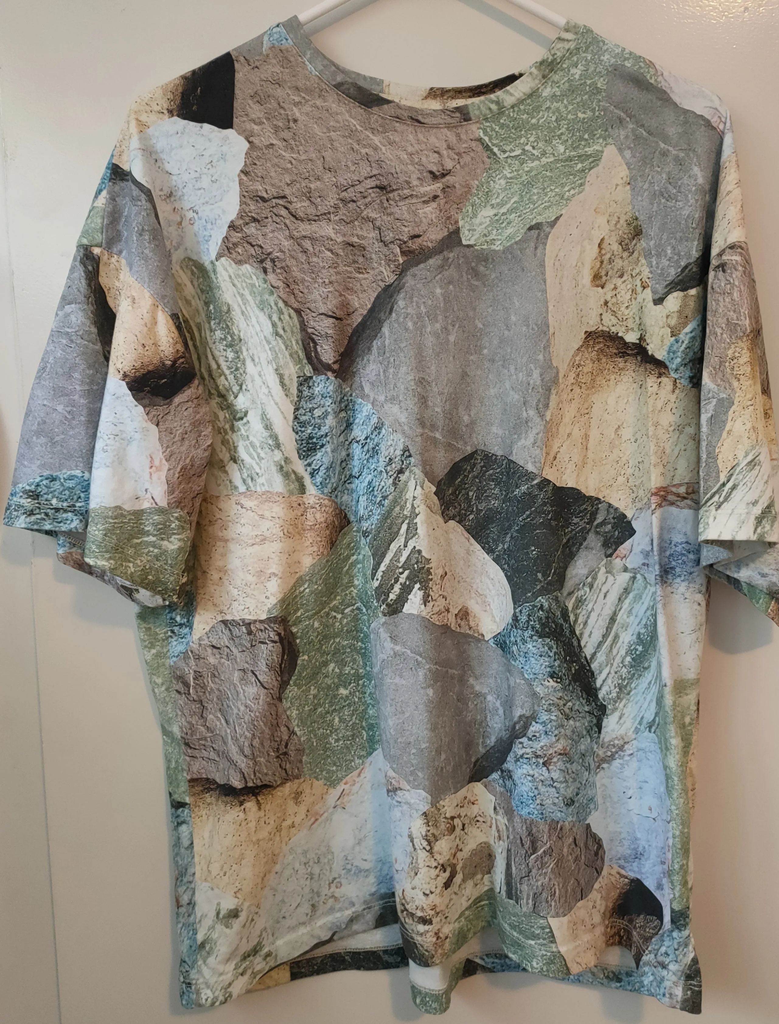 Mineral Tee sold by Kowtow product image thumbnail 2