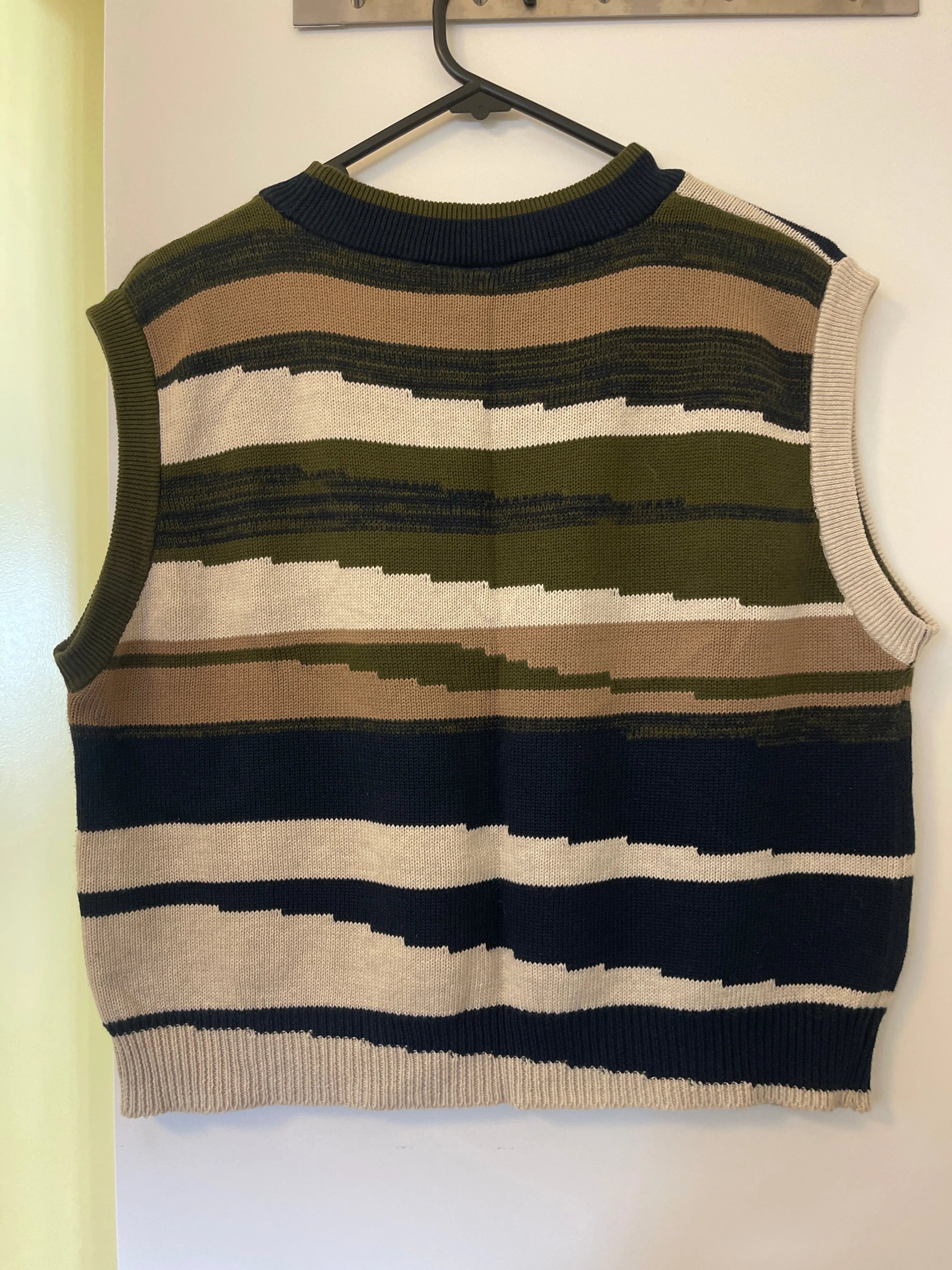 Landscape Vest sold by Kowtow product image thumbnail 3