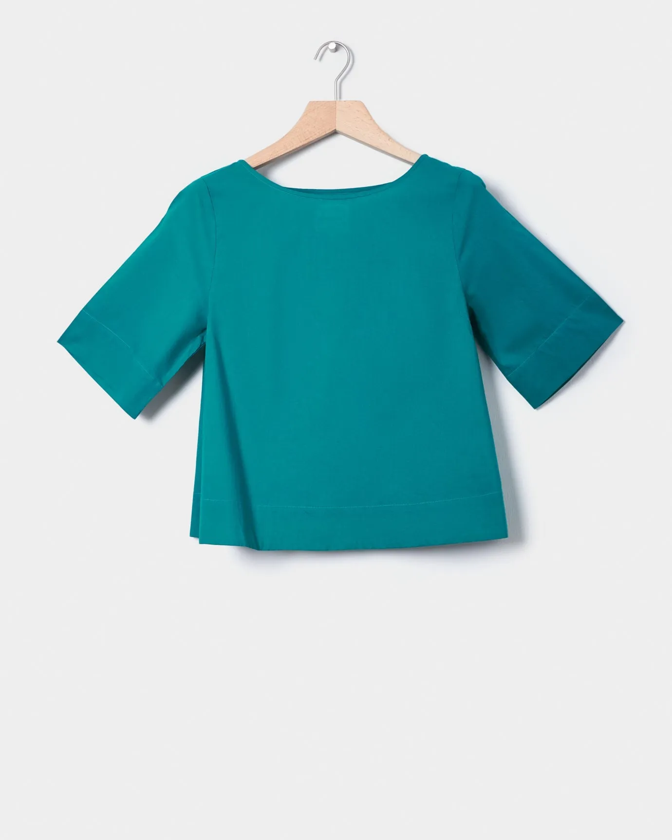 Study Top sold by Kowtow