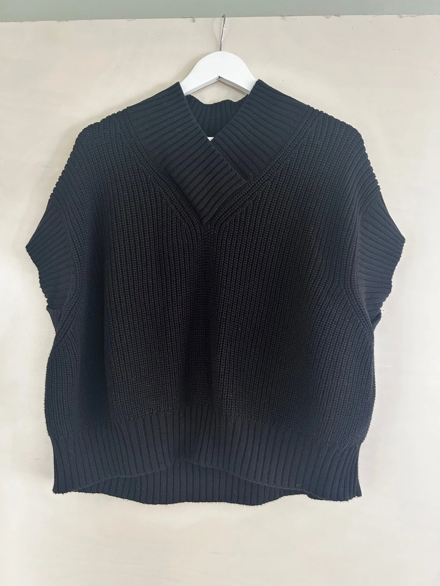 Unity Vest sold by Kowtow product image thumbnail 2