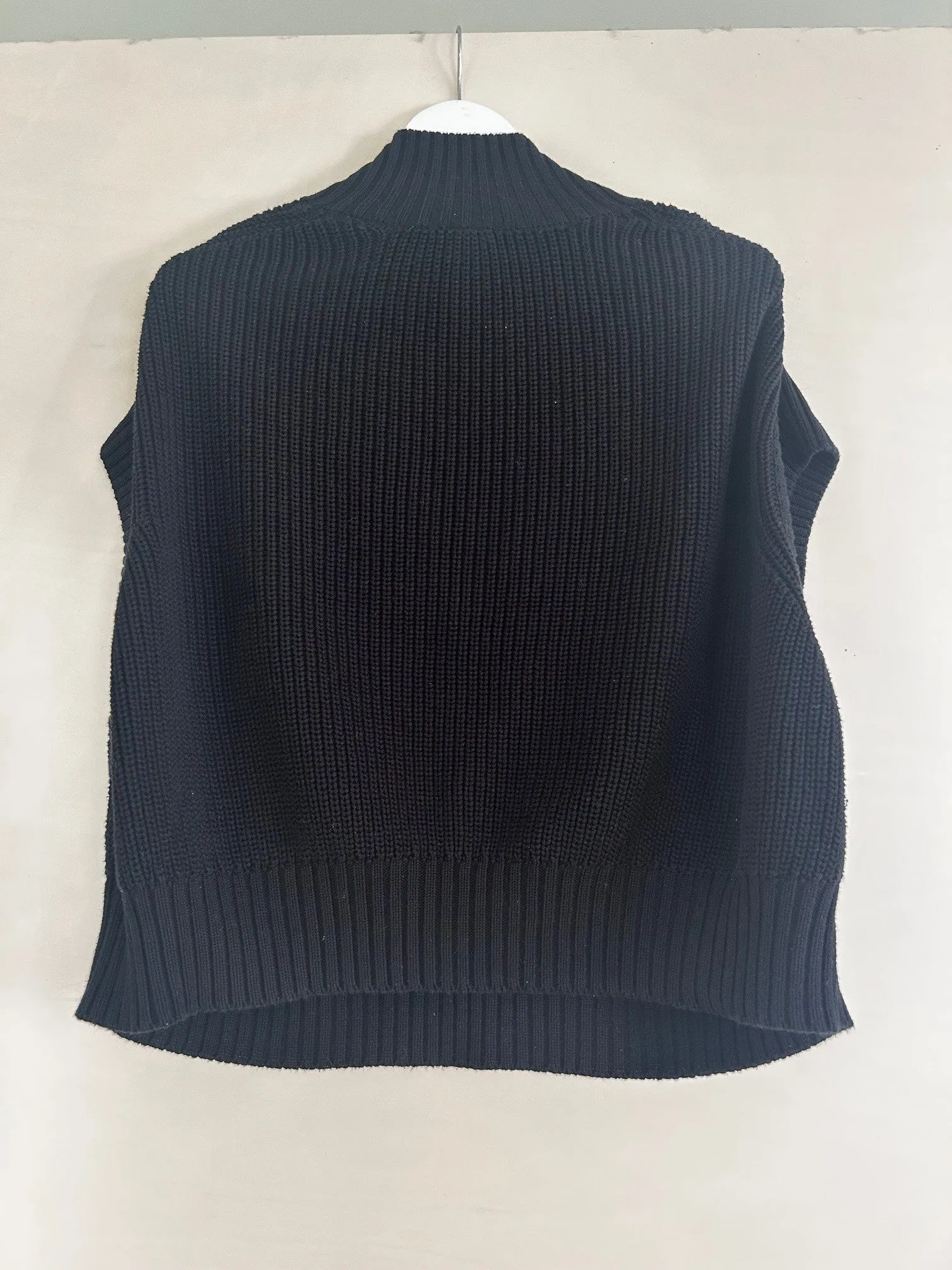Unity Vest sold by Kowtow product image thumbnail 3