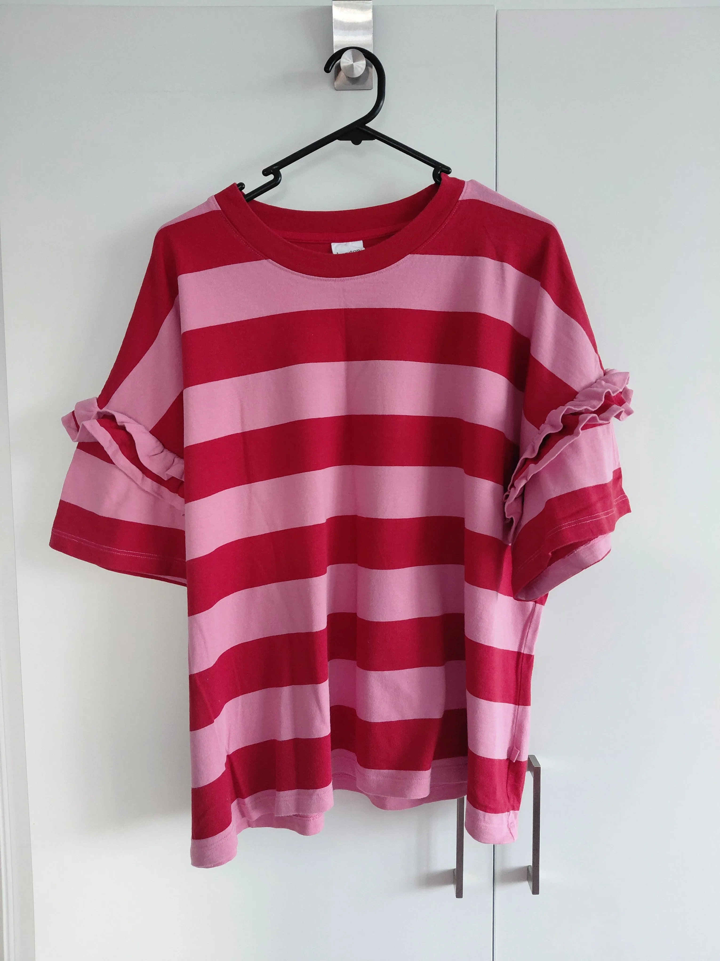 Frill Sleeve Tee sold by Kowtow product image thumbnail 2
