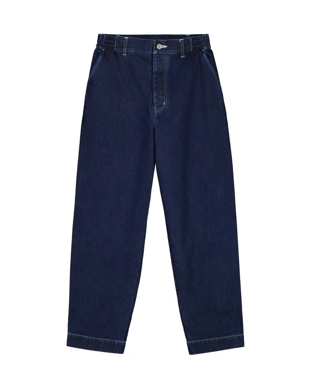 Tapered Jeans made by Kowtow