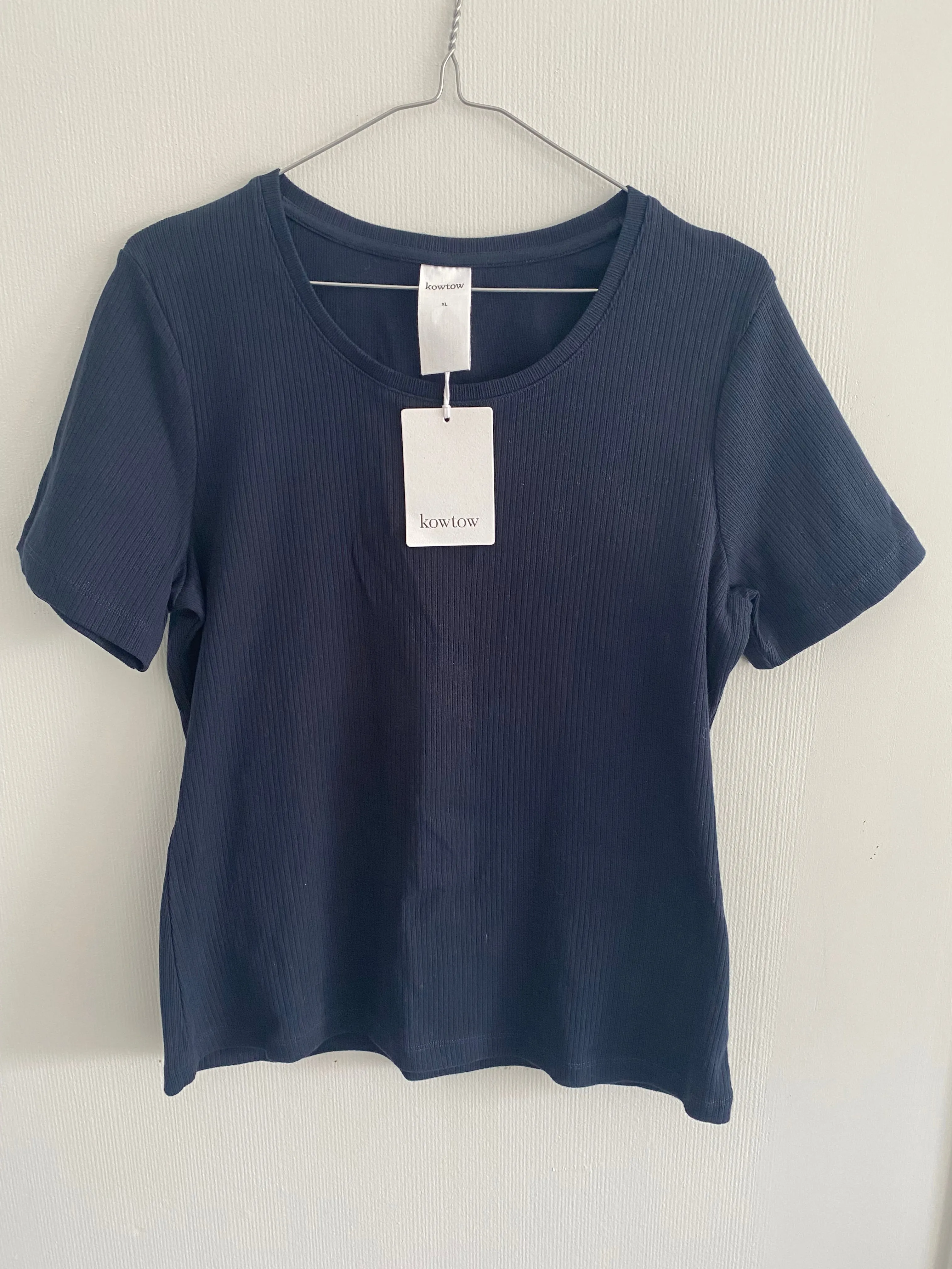 Sphere Tee sold by Kowtow product image thumbnail 2
