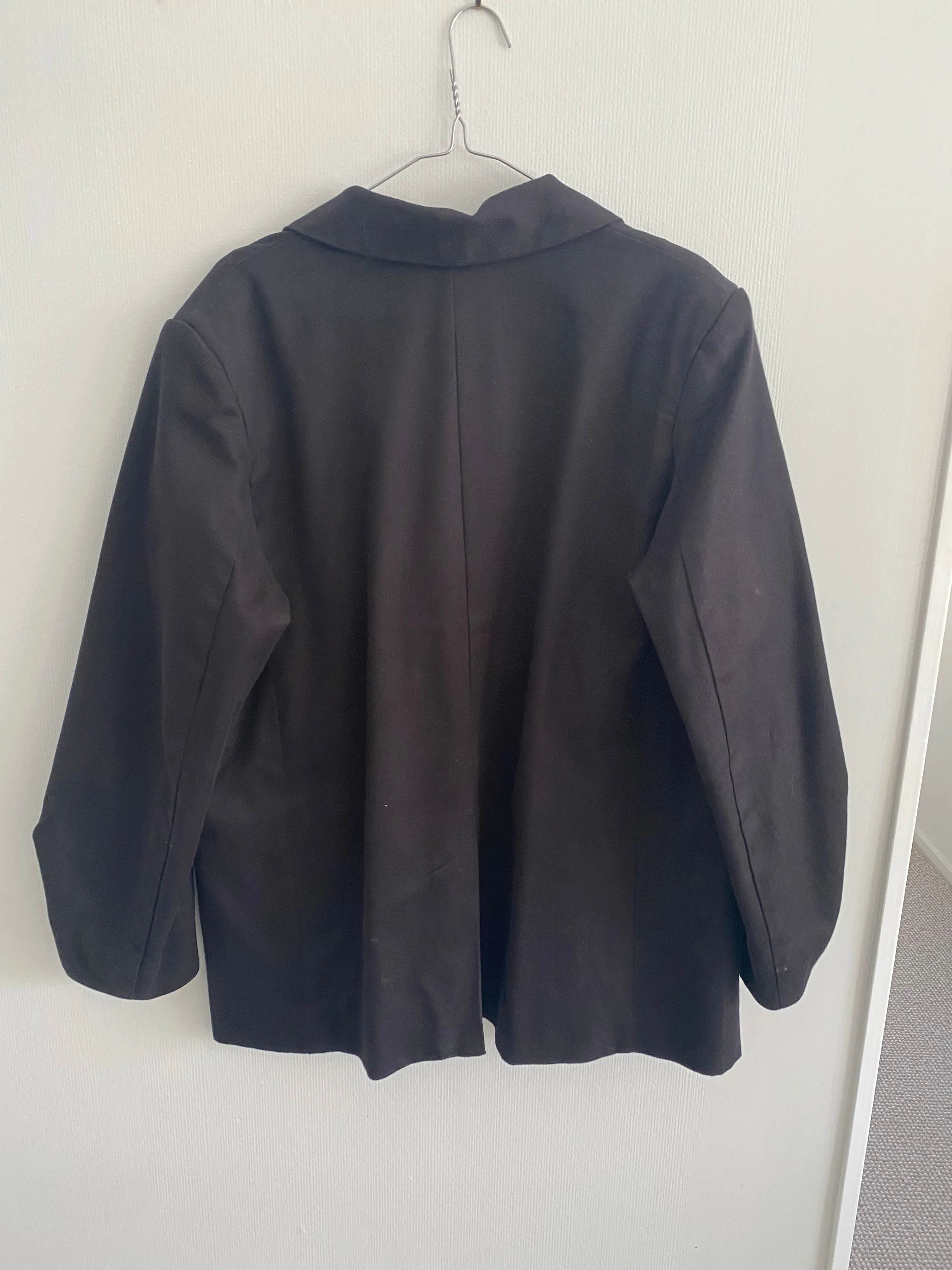 Harry Jacket sold by Kowtow product image thumbnail 3