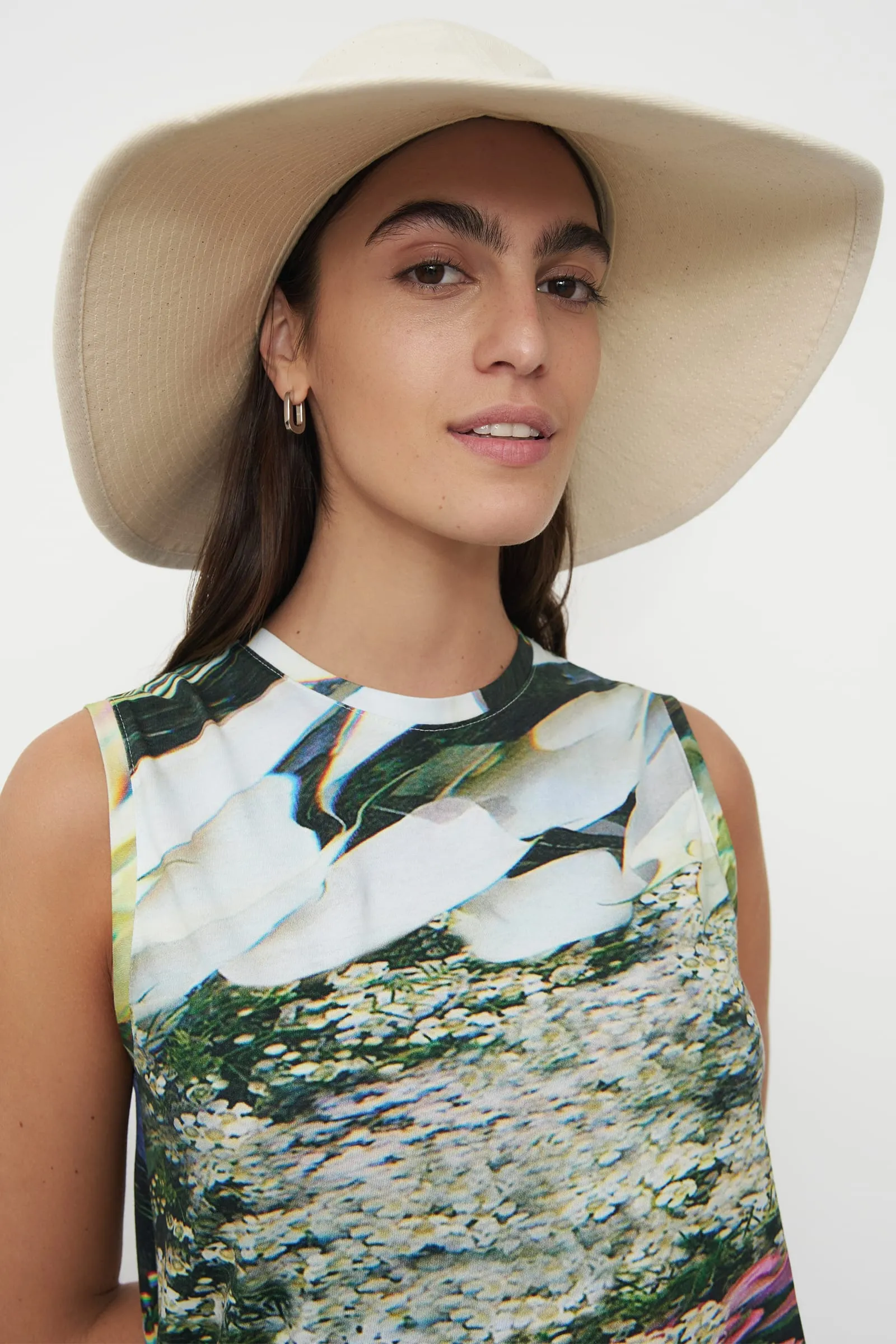 Parasol Hat sold by Kowtow