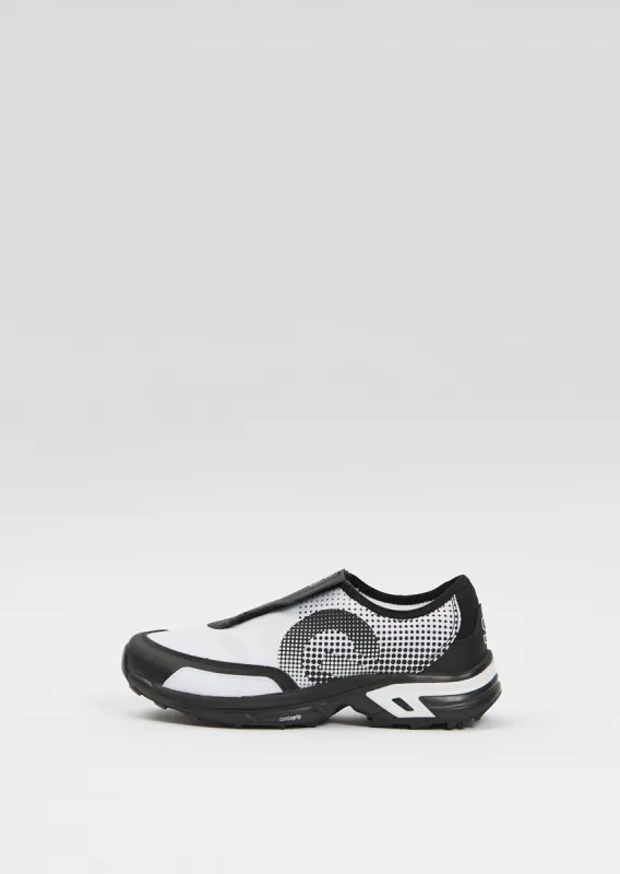 Comme des Garçons x Salomon SR901E Sneaker sold by La Garconne
